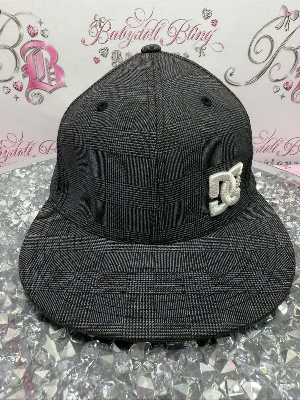 DC hat y2k streetwear rare Black Plaid Snapback Hat with White Logo flex fit